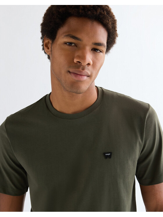 Wrangler Wrangler T-Shirt SIGN OFF TEE Zielony Regular Fit