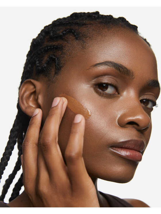 INGLOT INGLOT SPF 50+ Skin Focused Pielęgnacyjny Podkład Deep Amber 315