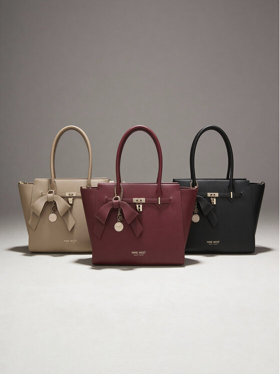 Nine West Nine West Сумка CEO-Chelsea-Charm-III-LX10186 Чорний