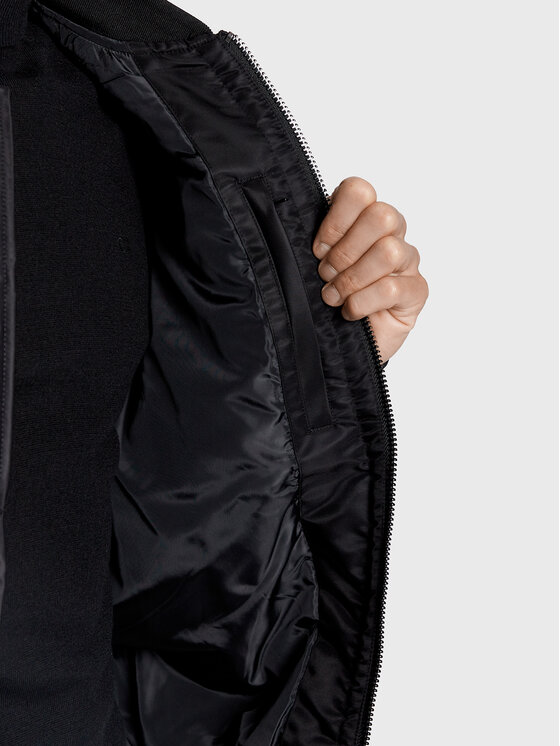 Calvin Klein Calvin Klein Яке бомбър Hero K10K109907 Черен Relaxed Fit
