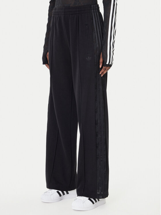 adidas adidas Pantaloni trening Firebird Lace KD0351 Negru Loose Fit
