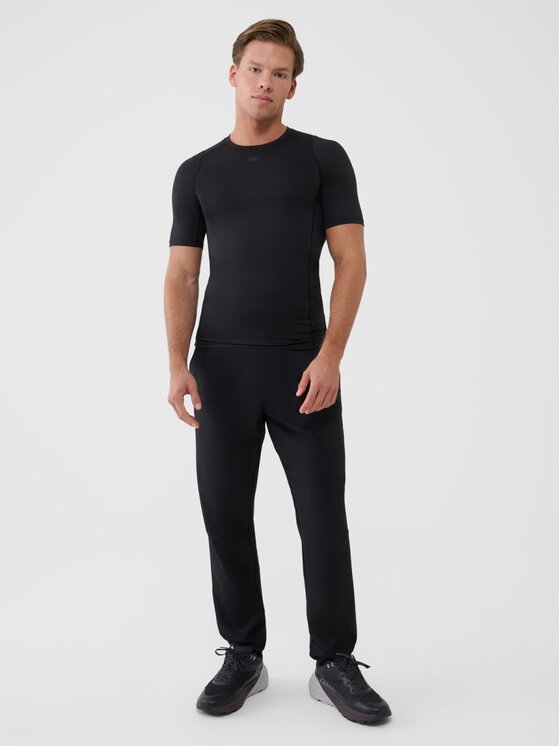 4F 4F Koszulka techniczna 4FWSS25TFTSM1218-20S Czarny Authentic Slim Fit
