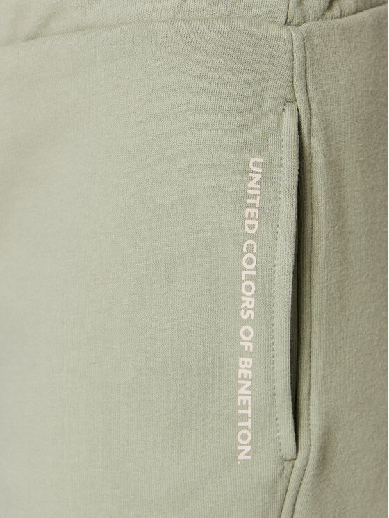 United Colors Of Benetton United Colors Of Benetton Pantaloni da tuta 31NB3F00N Verde Regular Fit