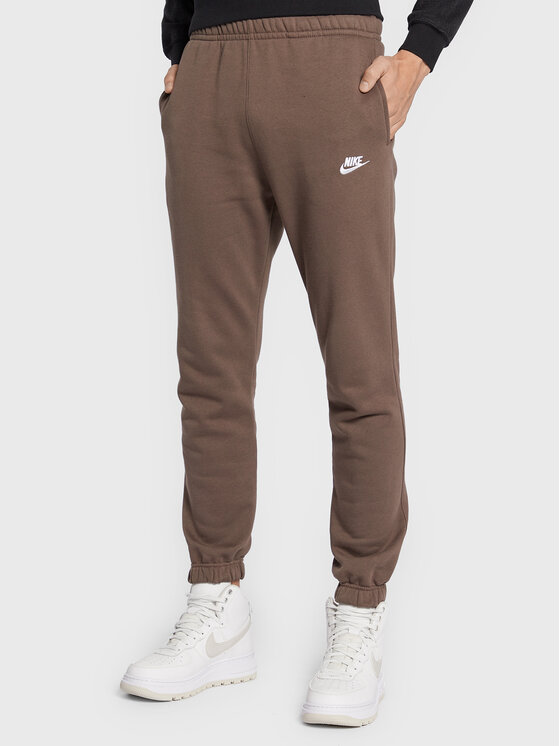 Nike Nike Долнище анцуг Sportswear Club BV2737 Кафяв Regular Fit