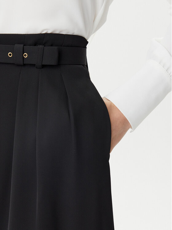 Rinascimento Rinascimento Kalhoty culottes CFC0122530003 Černá Regular Fit