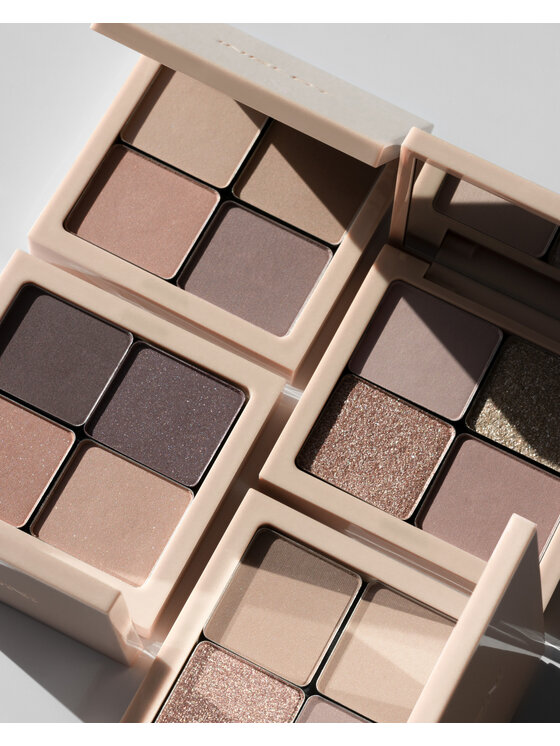 INGLOT INGLOT Kasetka Flexi Freedom System z lusterkiem Paleta cieni do powiek Beżowa