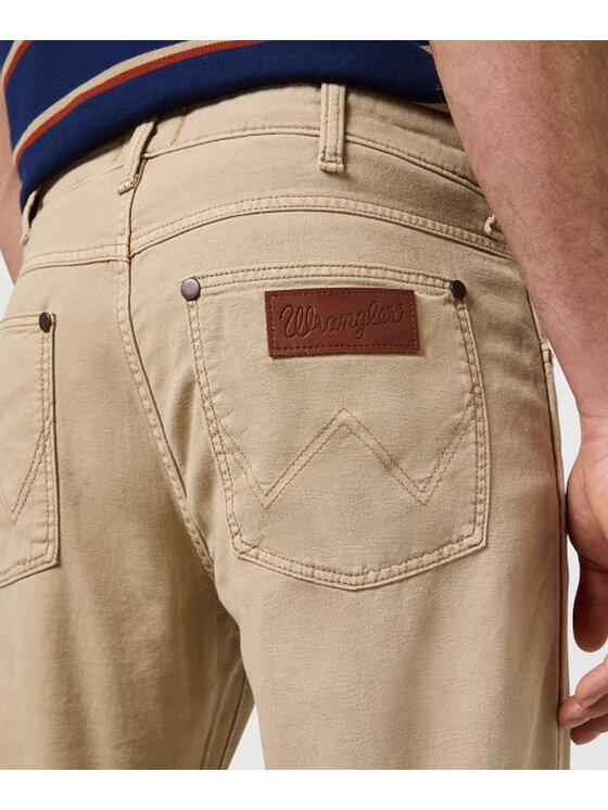 Wrangler Wrangler Spodnie materiałowe 112368475 Beżowy Regular Fit
