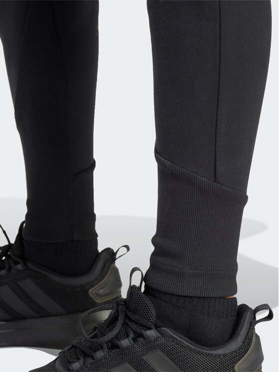adidas adidas Долнище анцуг Z.N.E. Winterized IN9476 Черен Regular Fit