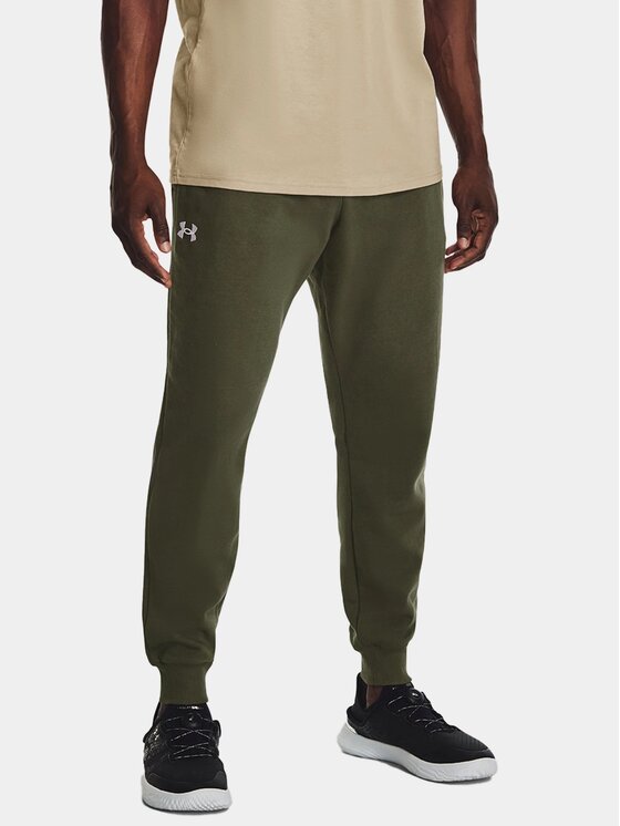 Under Armour Under Armour Spodnie dresowe 1379774-390 Zielony Basic Fit