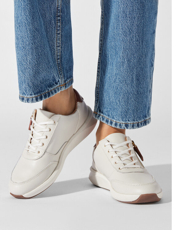 Sneakersy clarks top