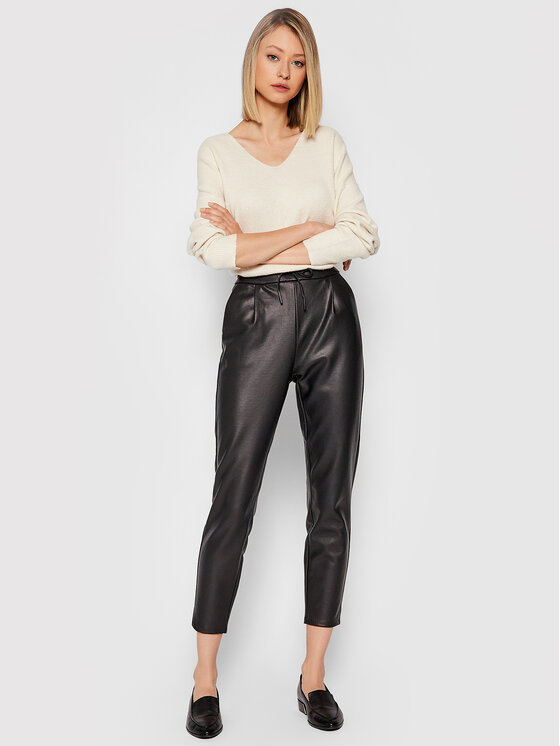 Vero Moda Vero Moda Dirbtinės odos kelnės Eva 10205737 Juoda Relaxed Fit