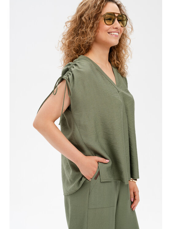 blue shadow blue shadow Bluzka Alis Khaki Regular Fit
