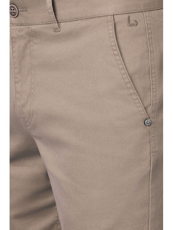 Lancerto Lancerto Szorty materiałowe Vaasa SZO082125000005 Beżowy Regular Fit