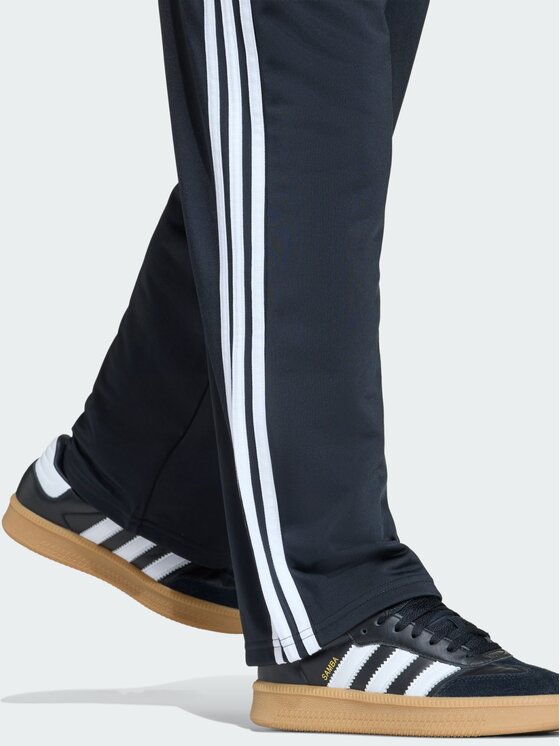 adidas adidas Spodnie dresowe 164898 Czarny Loose Fit