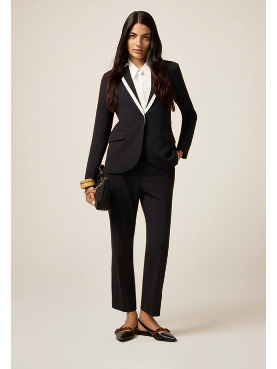 Oltre Oltre Pantaloni di tessuto P089R008735N0Z3 Nero Regular Fit