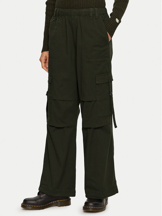 Champion Champion Spodnji del trenirke 117503 Zelena Oversize