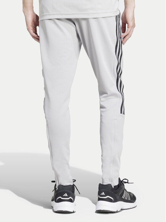 adidas adidas Donji dio trenerke Tiro IY4288 Siva Regular Fit