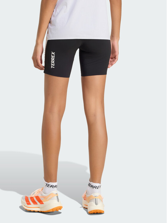 adidas adidas Szorty sportowe 164831 Czarny Fitted Fit