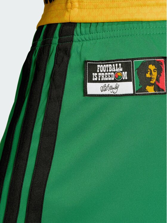 adidas adidas Szorty sportowe 165037 Zielony Regular Fit