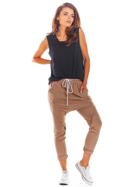 Infinite You Infinite You Spodnie damskie M217 Beżowy Basic Fit