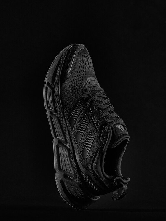 adidas adidas Взуття для бігу Questar GZ0619 Чорний