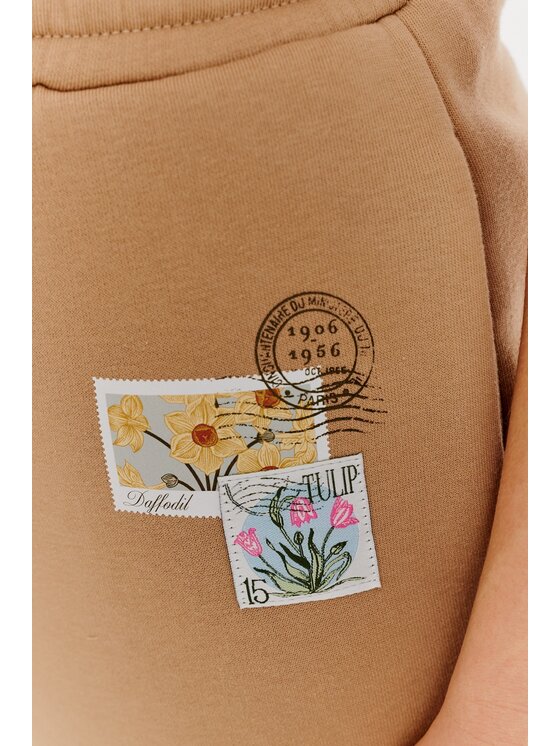 NAOKO NAOKO Spodnie dresowe Blooming Comfort Beżowy Regular Fit