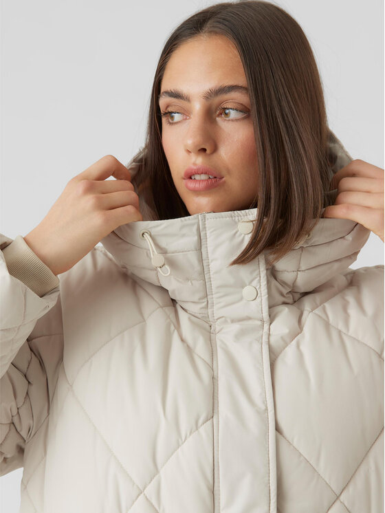 Vero Moda Vero Moda Зимно яке Adelaloa 10267606 Екрю Regular Fit