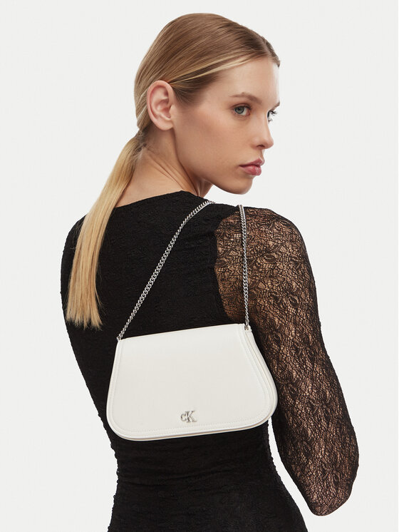 Calvin Klein Calvin Klein Borsetta Ck Curved Wallet On Chain LV04F1153G Bianco