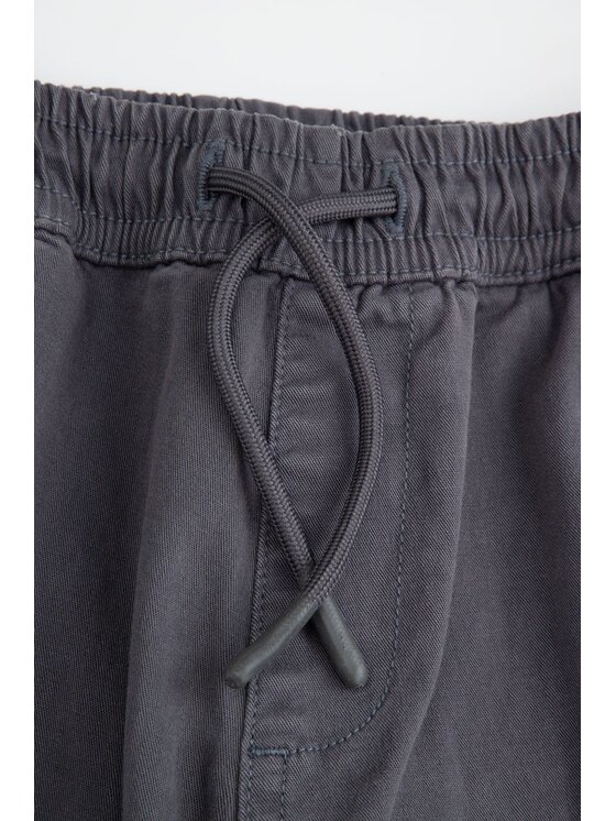 Coccodrillo Coccodrillo Spodnie materiałowe ZC5119101XBJ-020 Szary Regular Fit