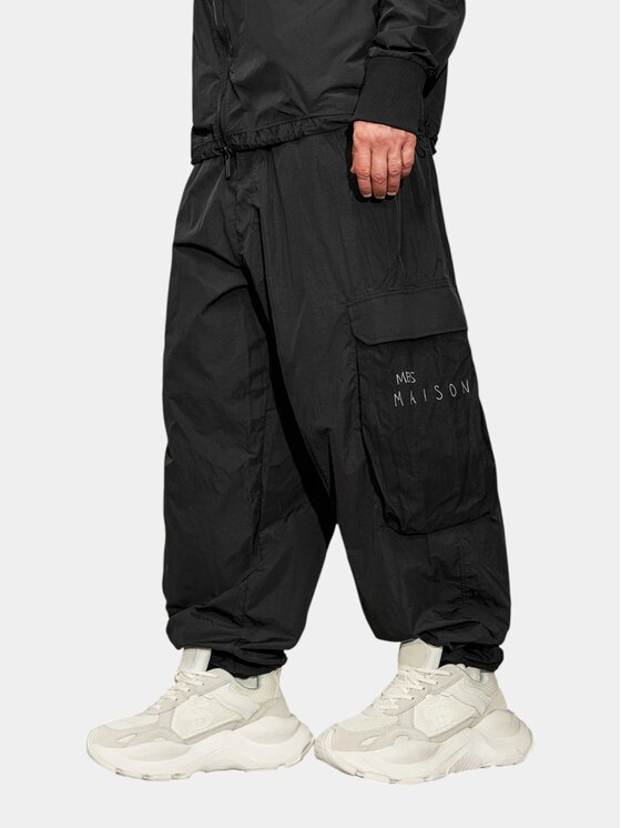 MADE BY SOCIETY MADE BY SOCIETY Spodnie materiałowe TRACE - P17770 Czarny Basic Fit