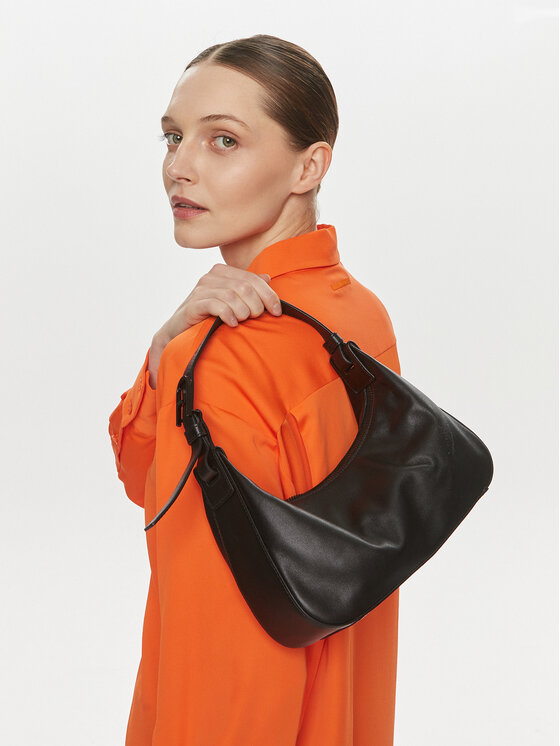 Furla Furla Torbica Flow WB01053-BX2045-O6000-1020 Crna
