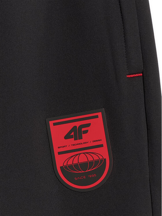 4F 4F Spodnie dresowe FOOTBALL Czarny Regular Fit