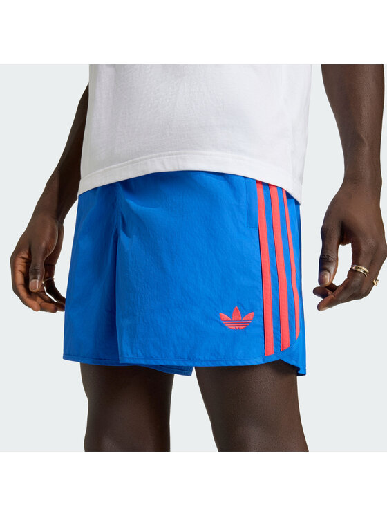 adidas adidas Szorty materiałowe 159299 Błękitny Regular Fit