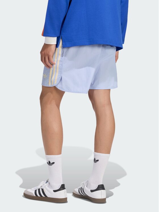 adidas adidas Szorty materiałowe 159299 Niebieski jasny Regular Fit