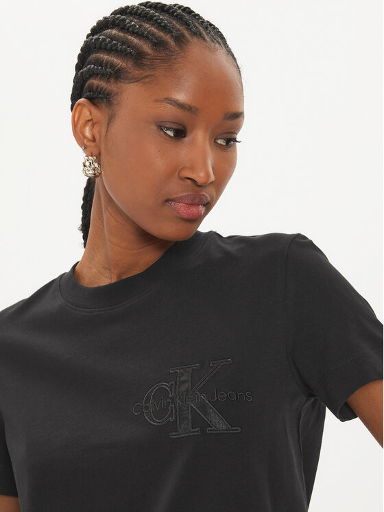 Calvin Klein Jeans Calvin Klein Jeans T-shirt Satin Applique J20J223925 Crna Regular Fit