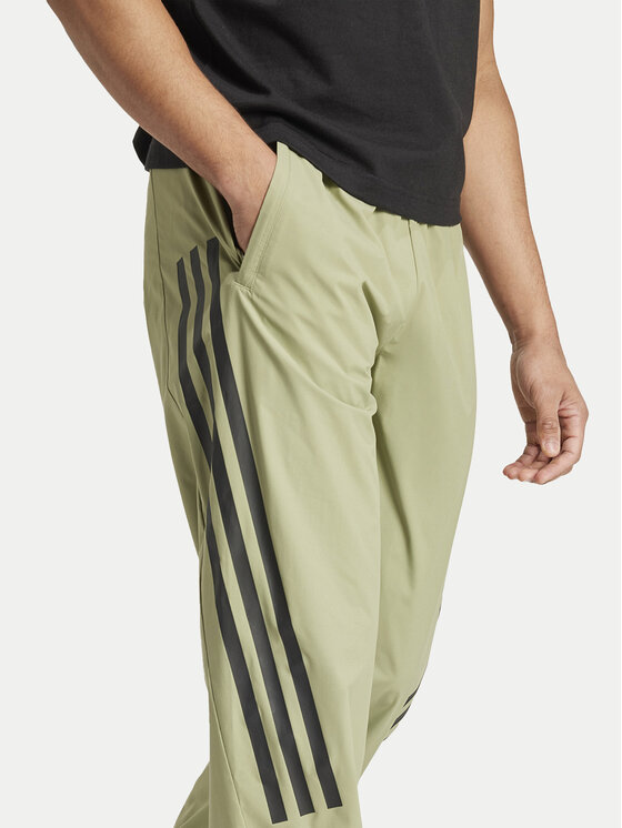 adidas adidas Pantaloni da tuta Future Icons 3-Stripes IW8549 Verde Regular Fit