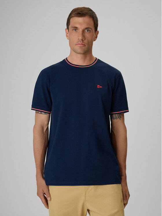 4F 4F T-Shirt LAKESIDE ESCAPE Granatowy Regular Fit