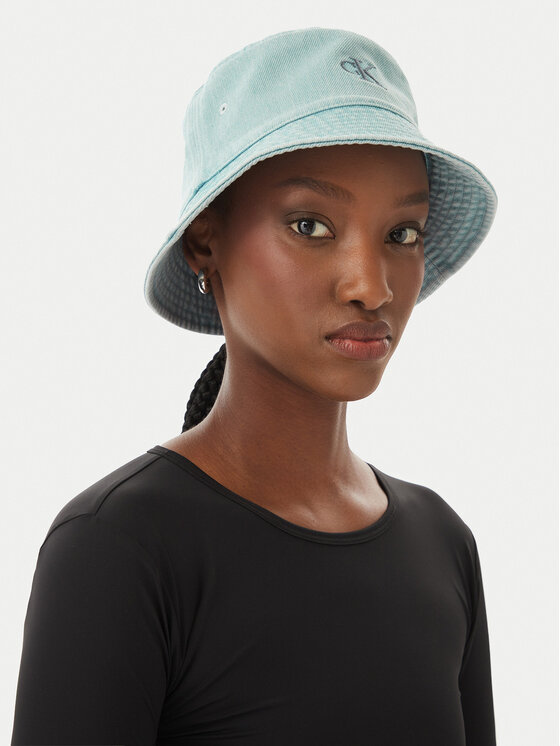 Calvin Klein Calvin Klein Platmale Embro Monogram Denim Bucket Hat LV04K5021G Gaiši zils
