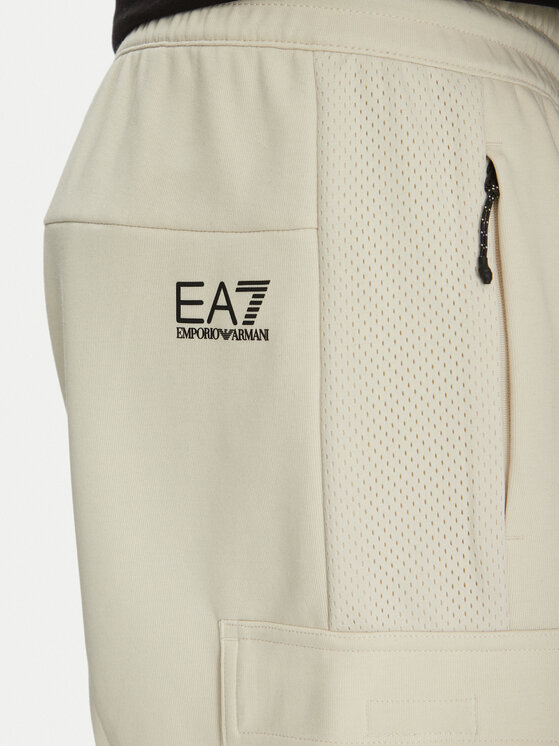 EA7 Emporio Armani EA7 Emporio Armani Pantaloni scurți sport 7M000326 AF12660 U1112 Écru Regular Fit