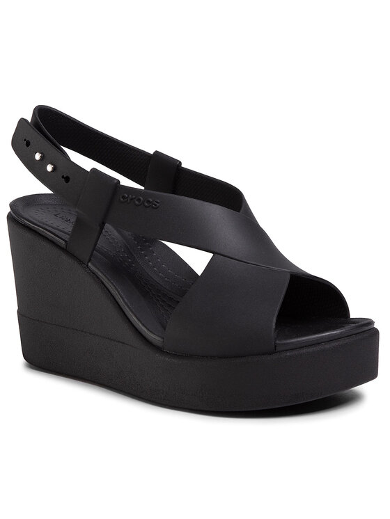 Crocs Sandalen Brooklyn High Wedge W 206222 Schwarz Modivo
