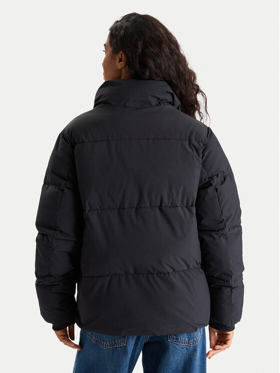 Mustang Mustang Winterjacke Gillian 1016744 Schwarz Relaxed Fit