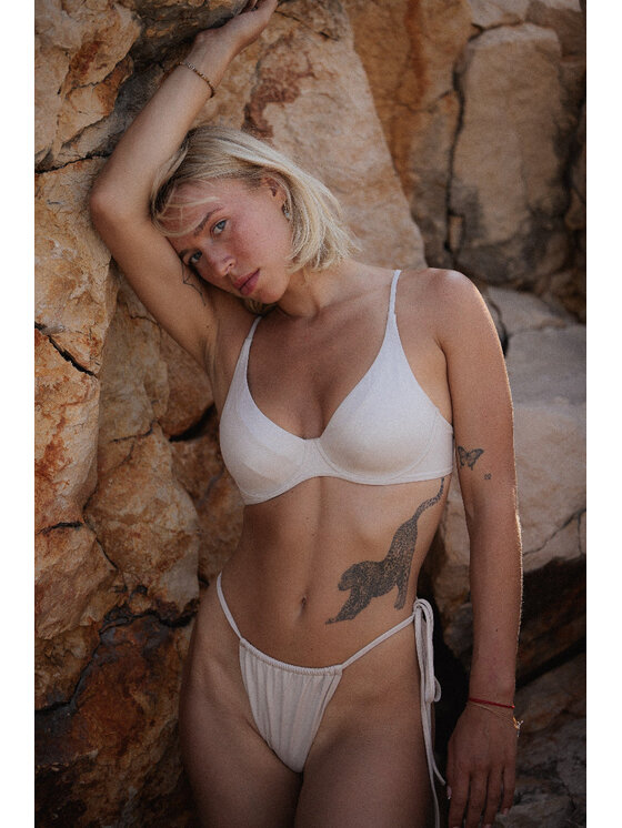 Love and Hate Love and Hate Góra od bikini Malibu Écru