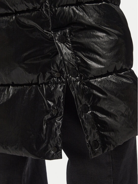 Karl Lagerfeld Jeans Karl Lagerfeld Jeans Žieminė striukė B4W15024 Juoda Regular Fit