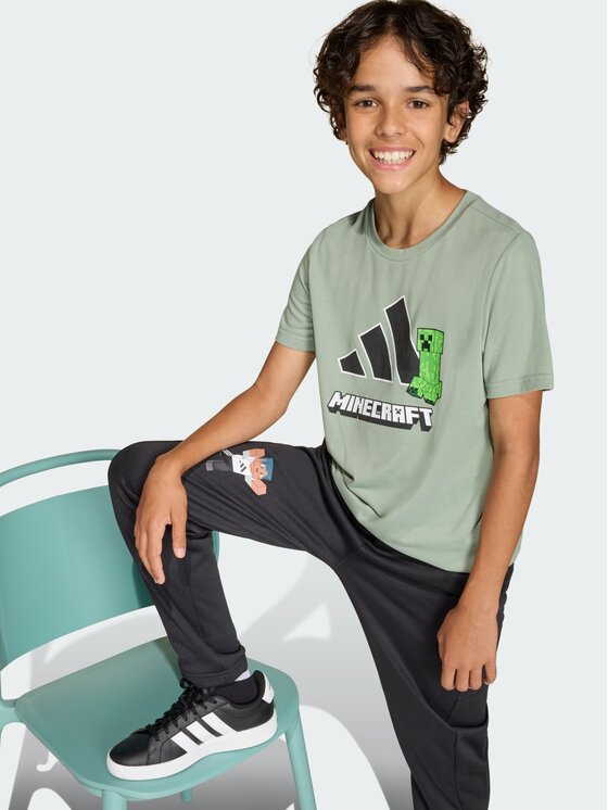 adidas adidas Spodnie materiałowe Minecraft Czarny Regular Fit