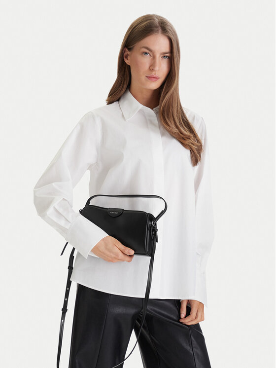 Calvin Klein Calvin Klein Soma Emblem Trio Top Handle Camera Ba LV04F3370G Melns