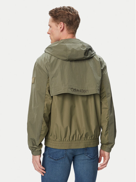 Calvin Klein Jeans Calvin Klein Jeans Neperpučiama striukė LV04RG503G Tamsiai žalia Relaxed Fit