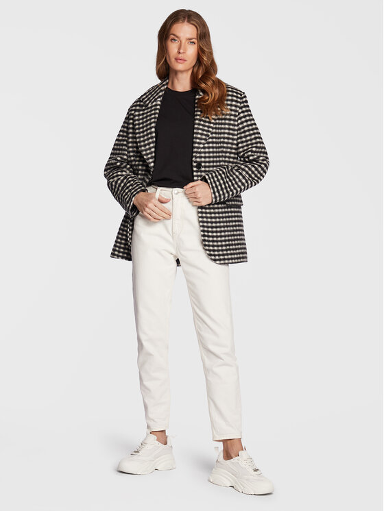Gina Tricot Gina Tricot T-särk Basic 17937 Must Regular Fit