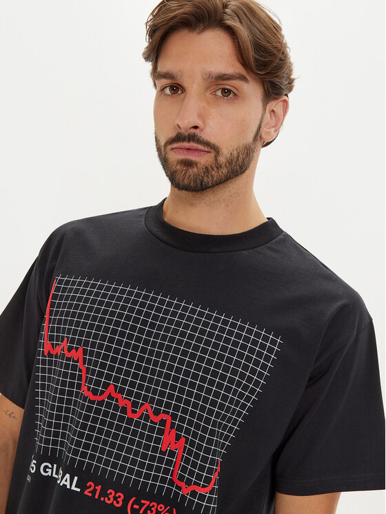 2005 2005 T-Shirt Dump Czarny Oversize