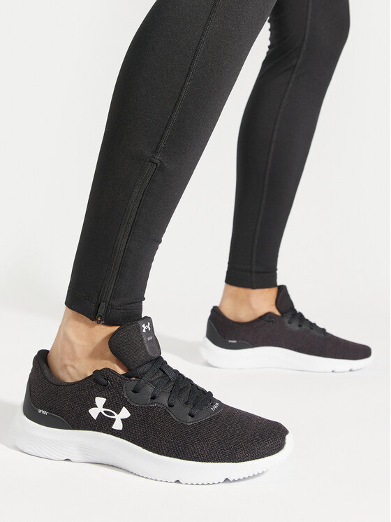Under Armour Under Armour Маратонки за бягане Ua Mojo 2 3024134-001 Черен