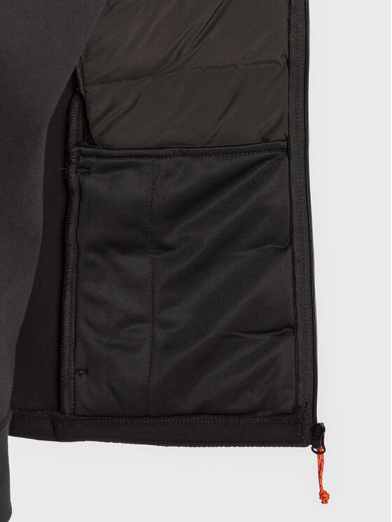 Wrangler Wrangler Bezrękawnik Athletic Hybrid WA4KY3101 112324771 Czarny Regular Fit